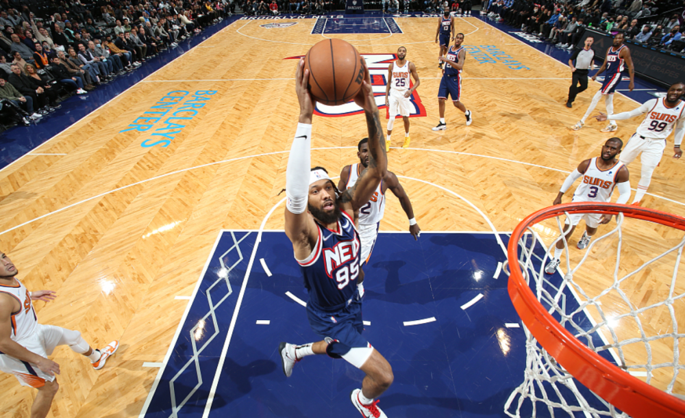  杜兰特关键球助太阳击败雄鹿迎五连胜